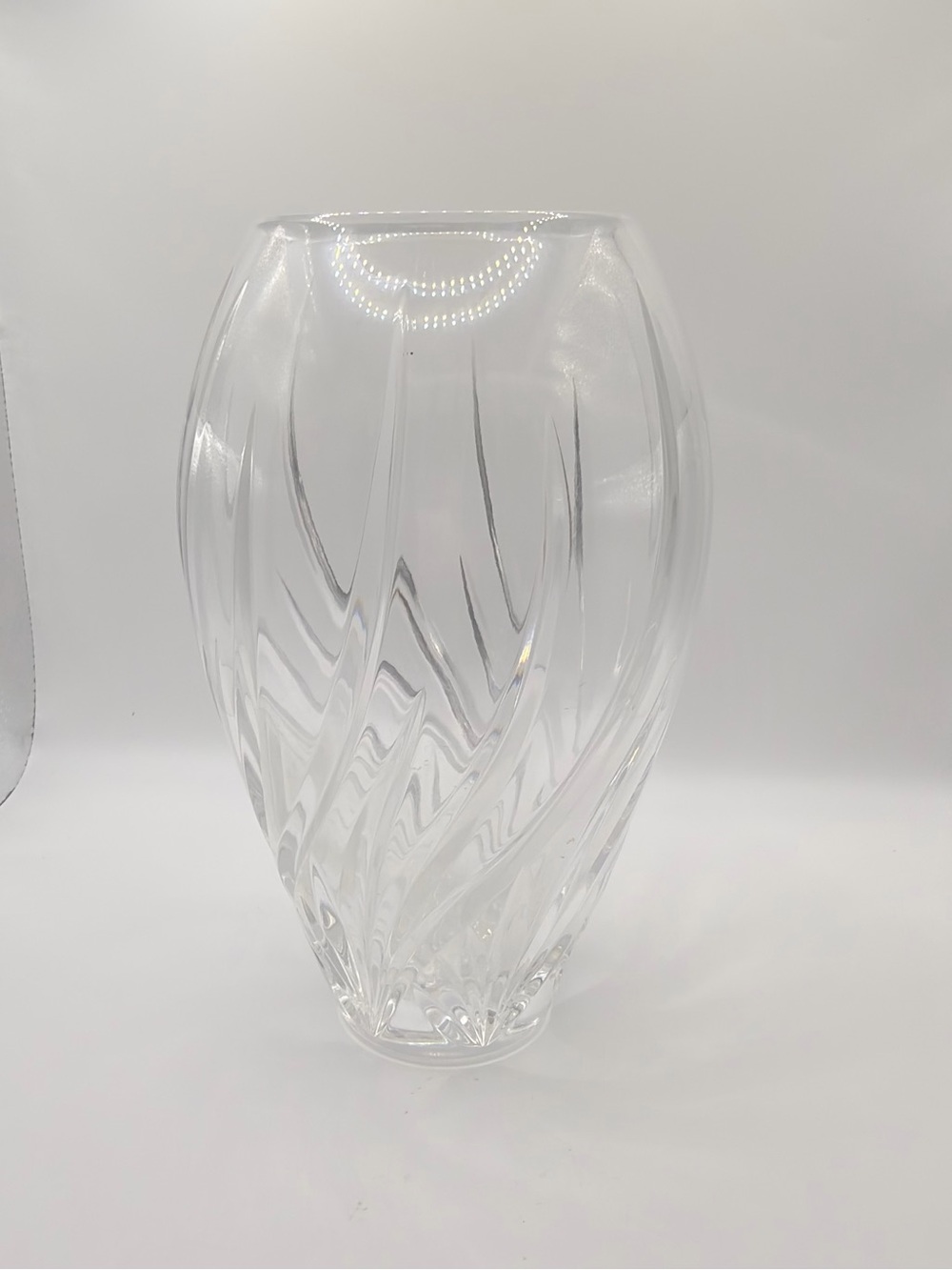 Waterford Marquise Wyndmere Vase, Cut Lead Crystal, 7 in - 2 Lbs 5 oz